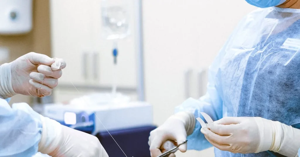 Face Mask and Rubber Gloves Shredder Machine